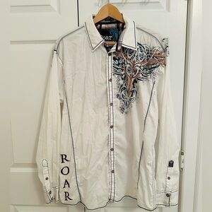 Roar brand mens XL shirt
